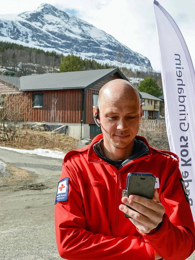 Bjørn Olav Søndrol driver smittetesting i Valdres. Foto: Røde Kors